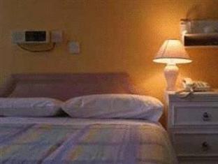 מיידנהד Kingswood Hotel מראה חיצוני תמונה